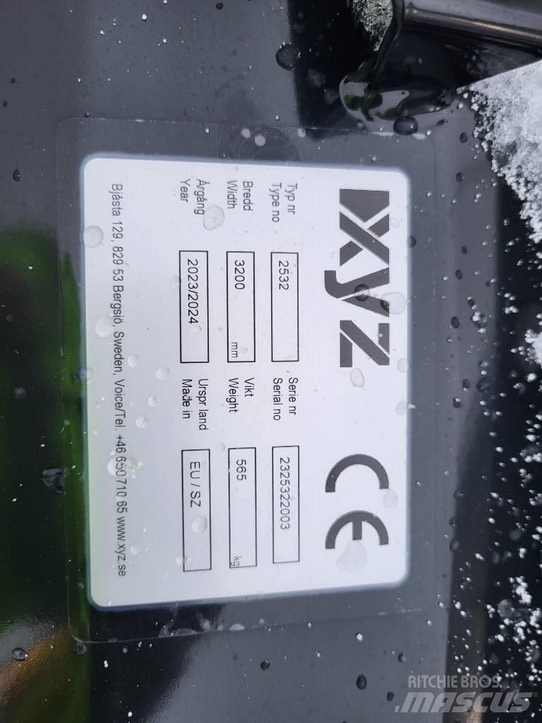 XYZ 320 PREMIUM Плуг