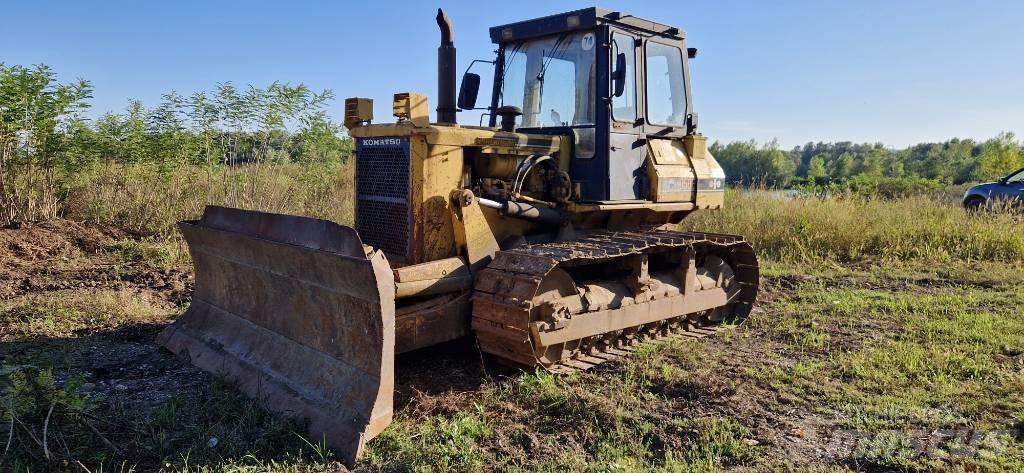 Komatsu D 58 E-1 Верижни булдозери
