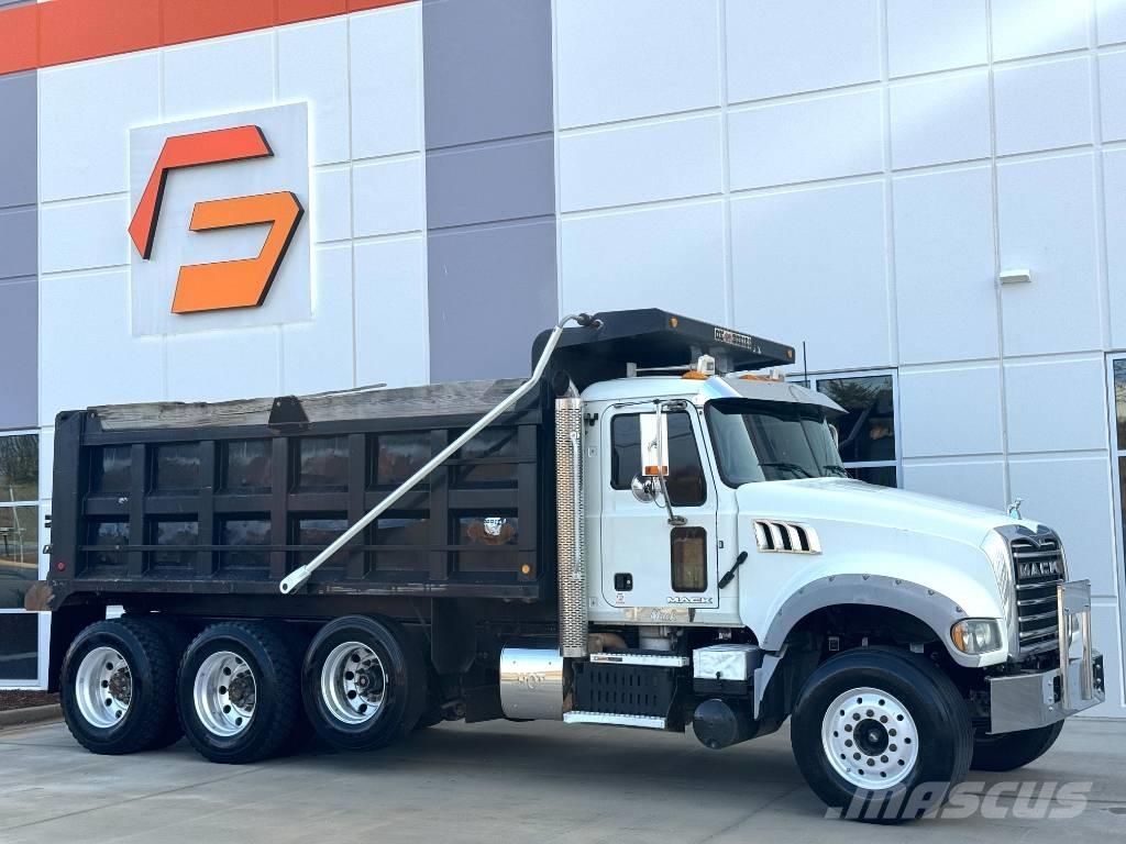 Mack Granite GU 713 Самосвал