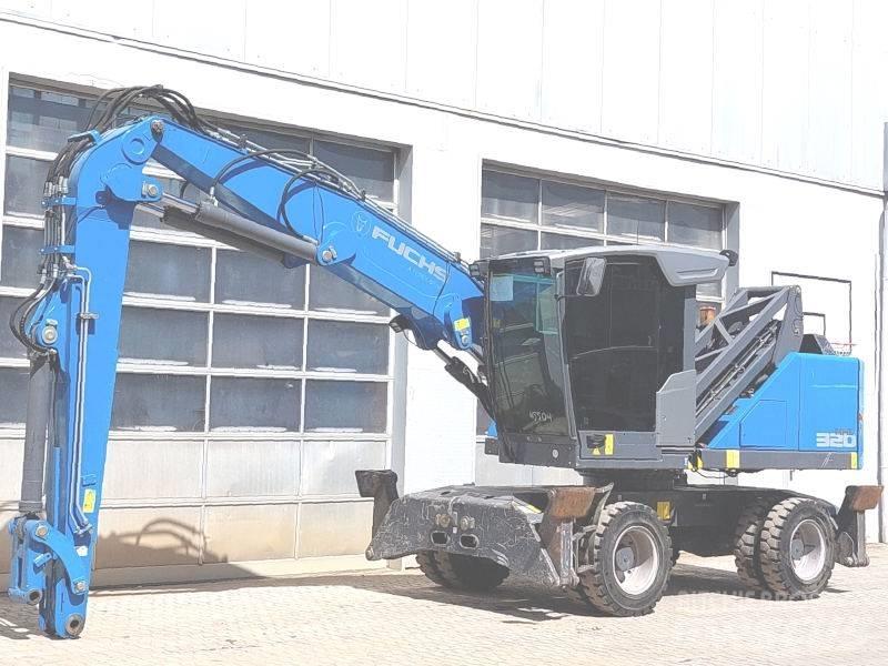 Fuchs MHL 320 F Оператори на отпадъци/индустрия
