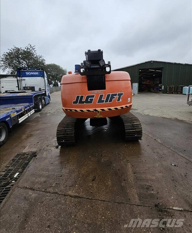 JLG 660SJC Телескопични повдигачи
