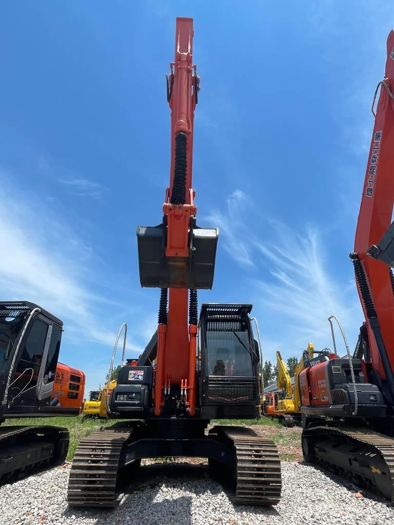 Hitachi ZX 200 Верижен екскаватор