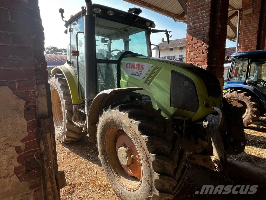 CLAAS Arion 420 Трактори