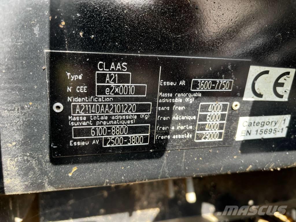 CLAAS Arion 420 Трактори