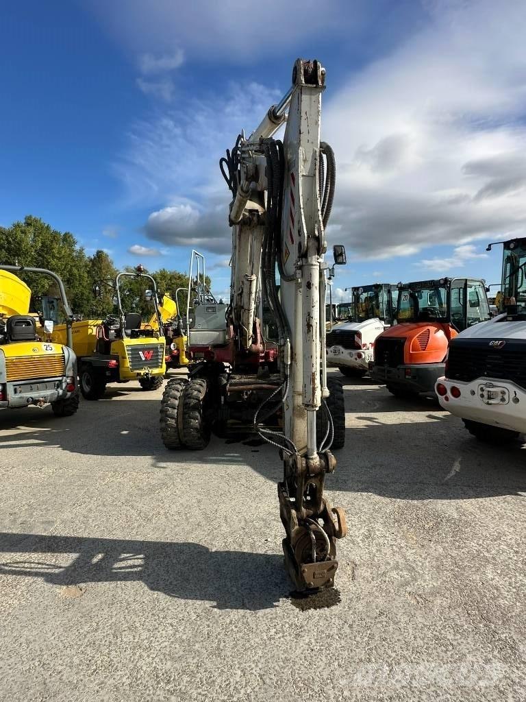 Takeuchi TB 175 W Колесни екскаватори