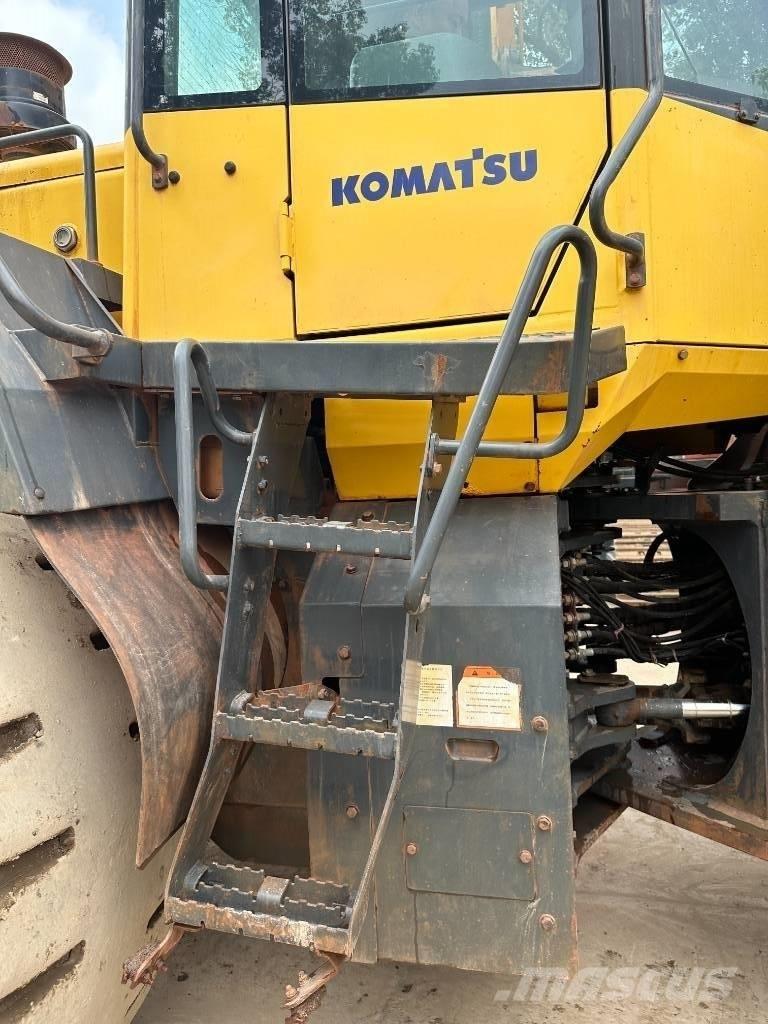 Komatsu WA 470-6 Колесни товарачи