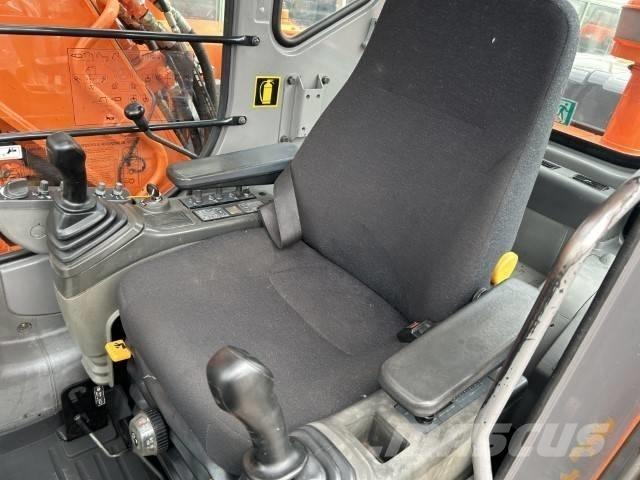 Hitachi ZX 130 W Колесни екскаватори