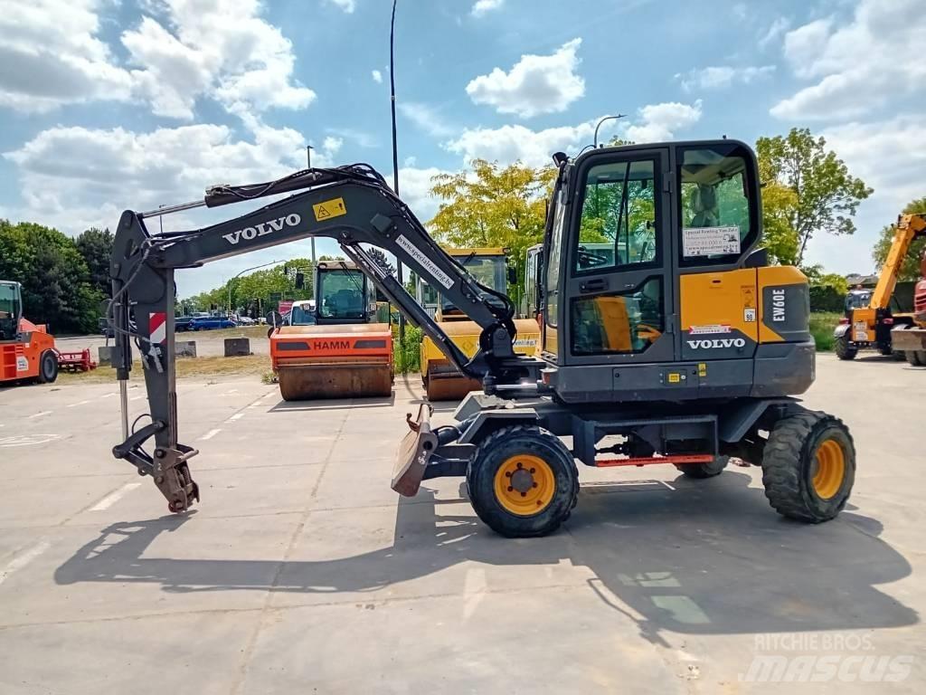 Volvo EW 60 E Колесни екскаватори