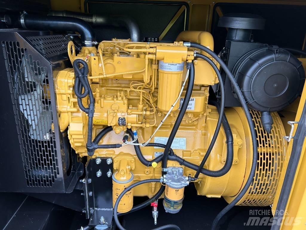 CAT DE88 GC Дизелови генератори
