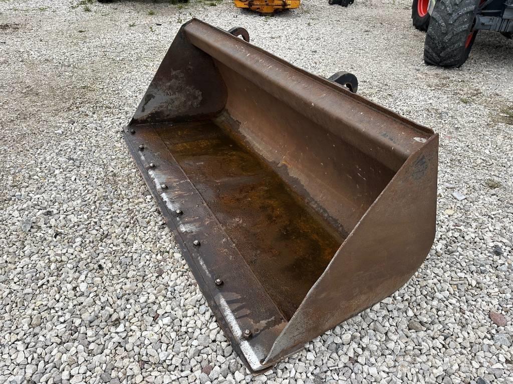 Łyżka JCB 2.2 m Други товарещи и копаещи и аксесоари