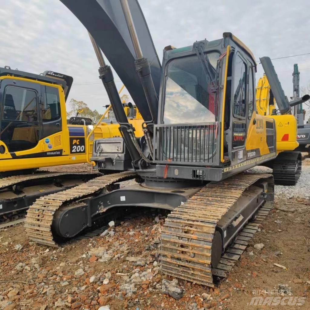 Volvo EC 240 Верижен екскаватор