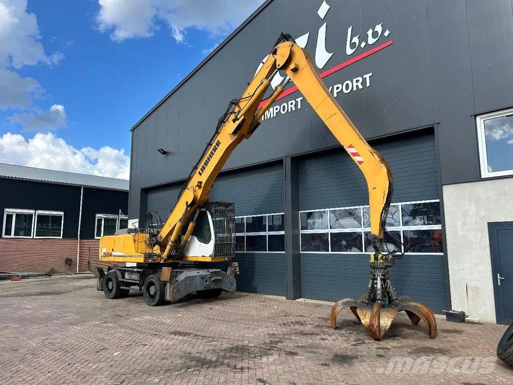 Liebherr A924C Оператори на отпадъци/индустрия

