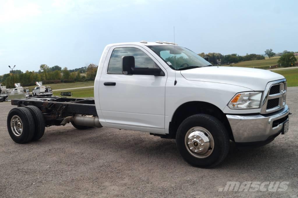 RAM 3500 TRADESMAN Шаси кабини