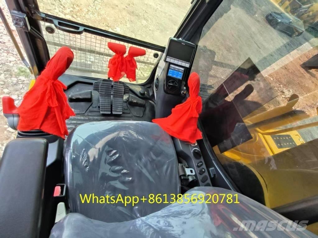 Komatsu PC 240-8 Средни екскаватори 7т - 12т