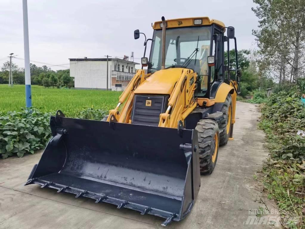 JCB 3 CX Товарач със заден ексватор
