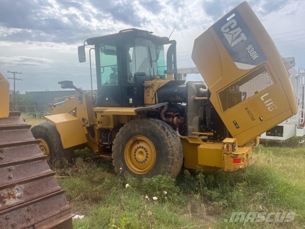 CAT 938 H Колесни товарачи