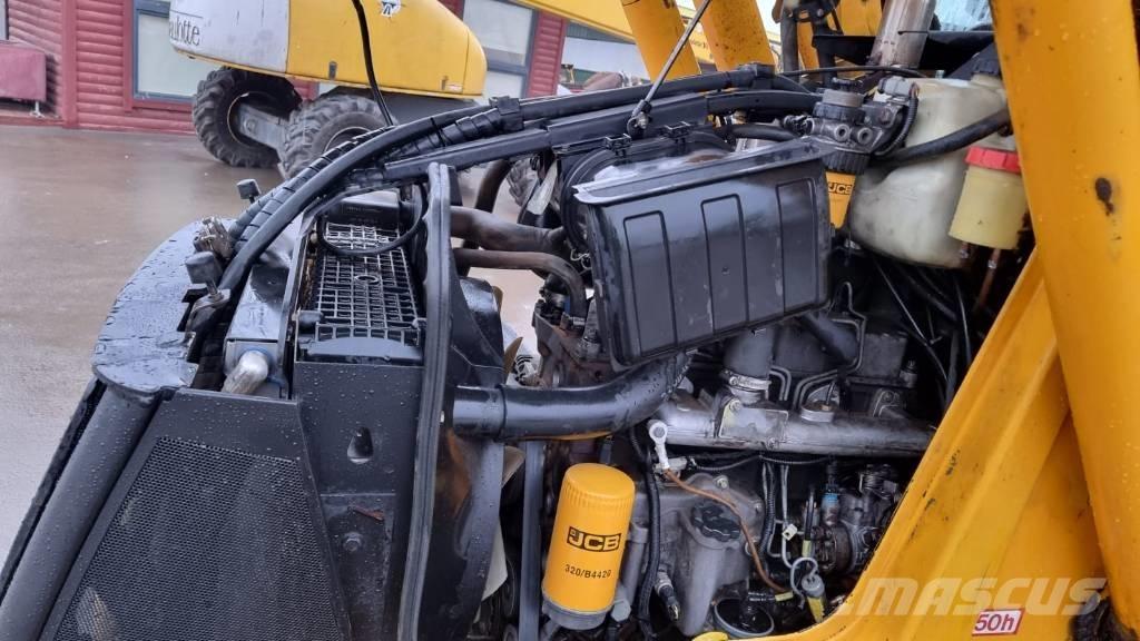 JCB 3 CX Товарач със заден ексватор