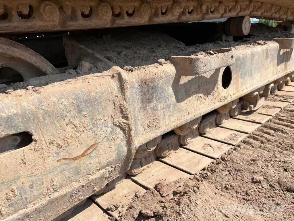 Komatsu PC 130 Верижен екскаватор