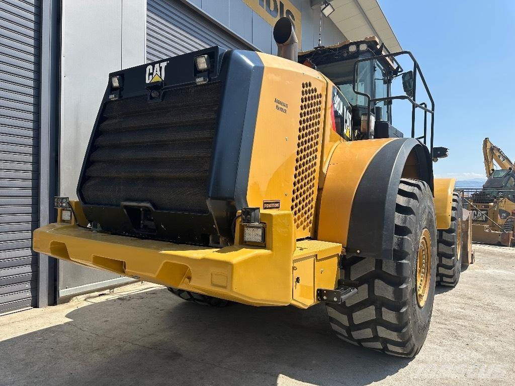 CAT 980M Колесни товарачи