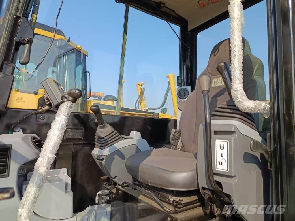 CAT 305.5 Мини екскаватори < 7 т