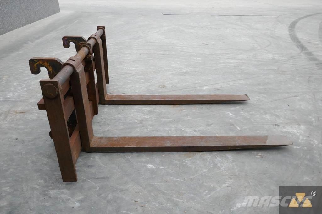 CAT 966/972 Forks Транспорт - Други