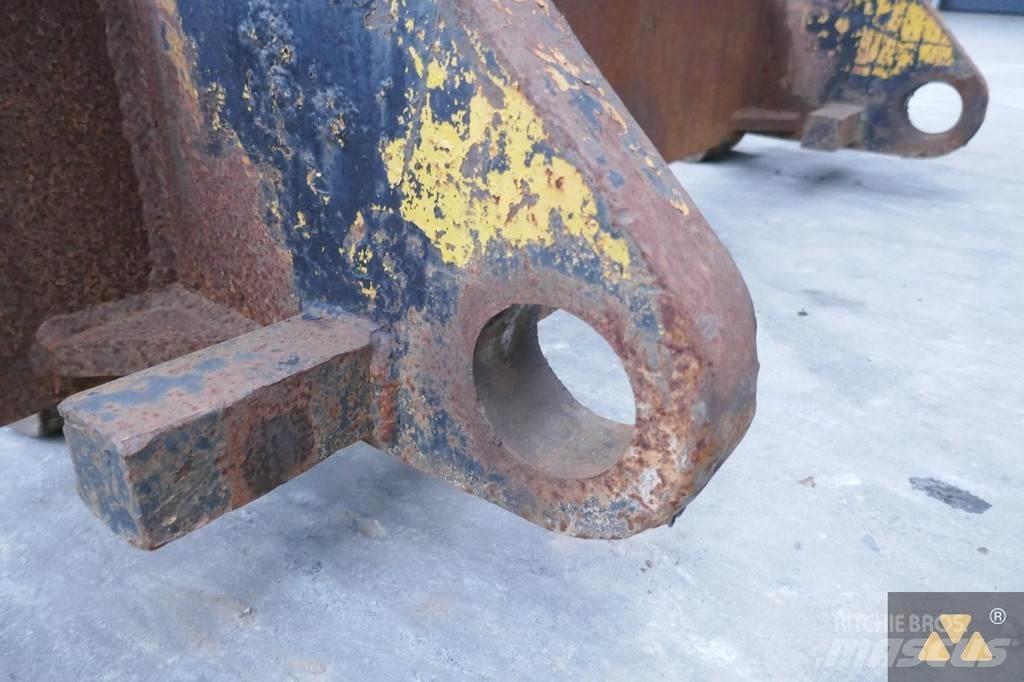 CAT 966/972 Forks Транспорт - Други