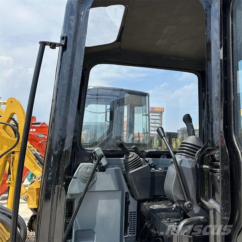 CAT 303.5 E Мини екскаватори < 7 т