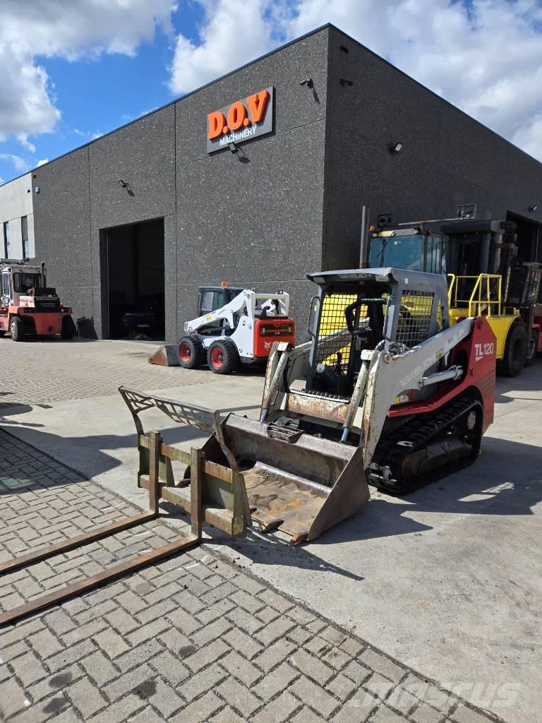 Takeuchi TL120 Мини товарачи
