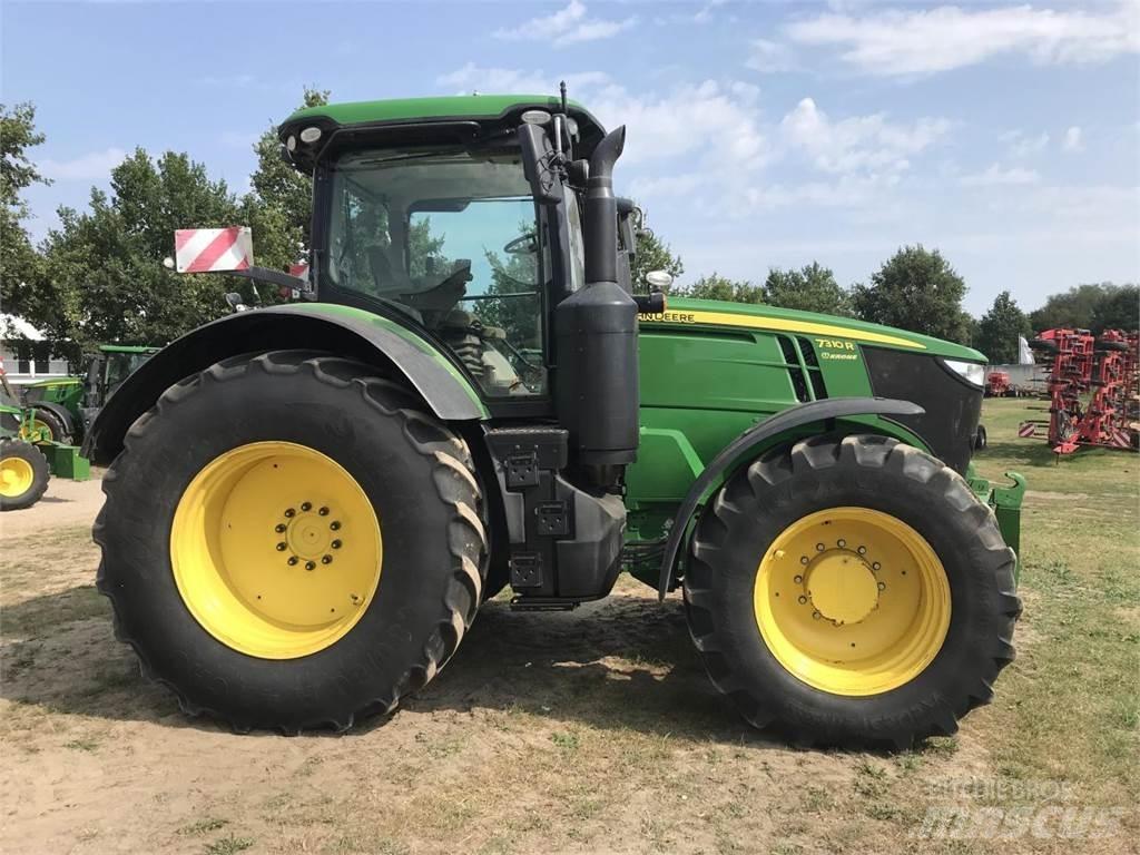 John Deere 7310R Трактори
