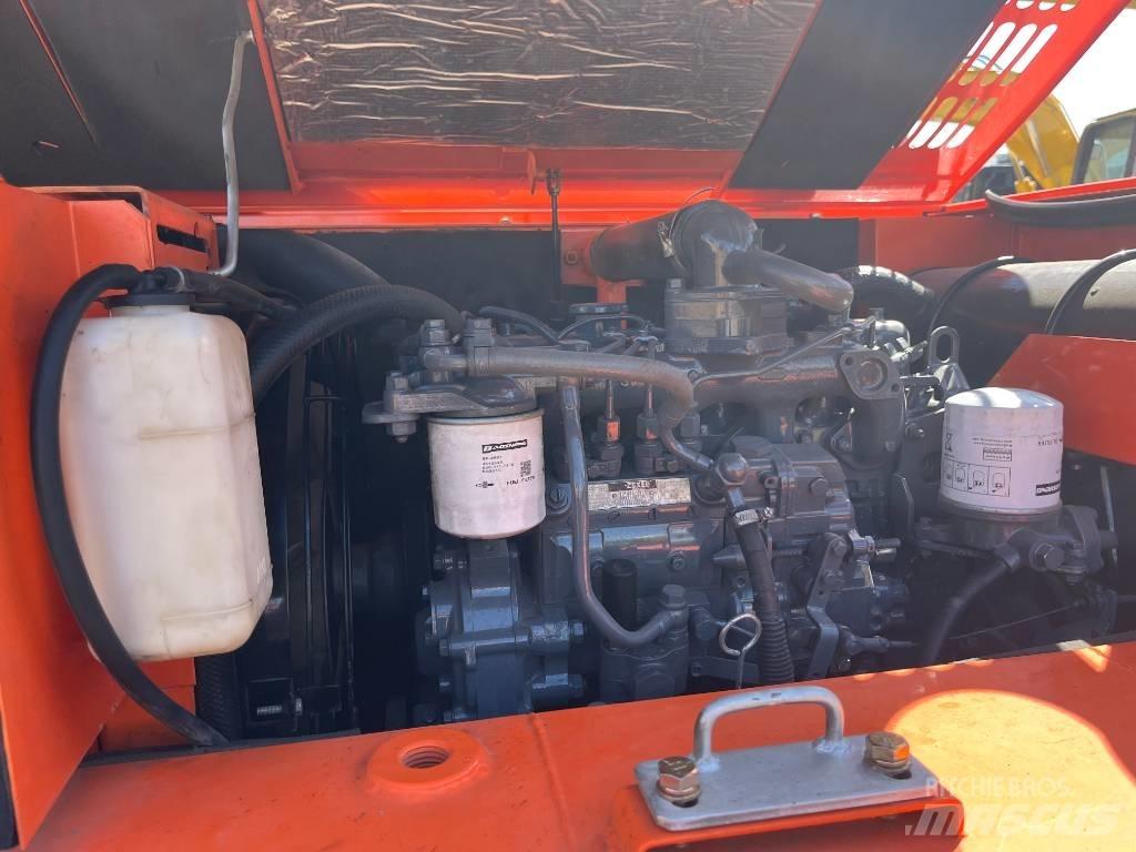 Hitachi ZX 60 Мини екскаватори < 7 т