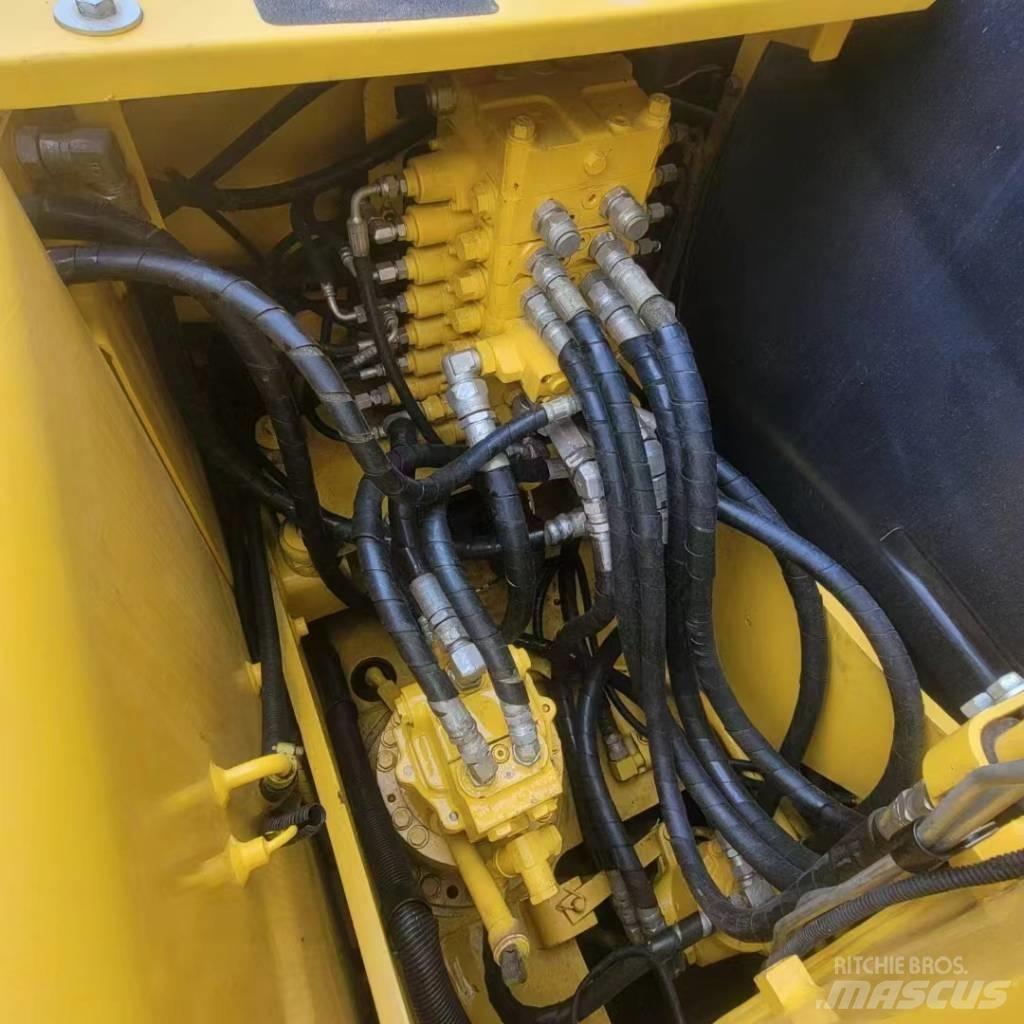 Komatsu PC 130 Верижен екскаватор