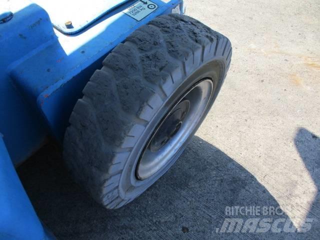 JLG E 400 AJPN (848) Съчленени стрелови подемници
