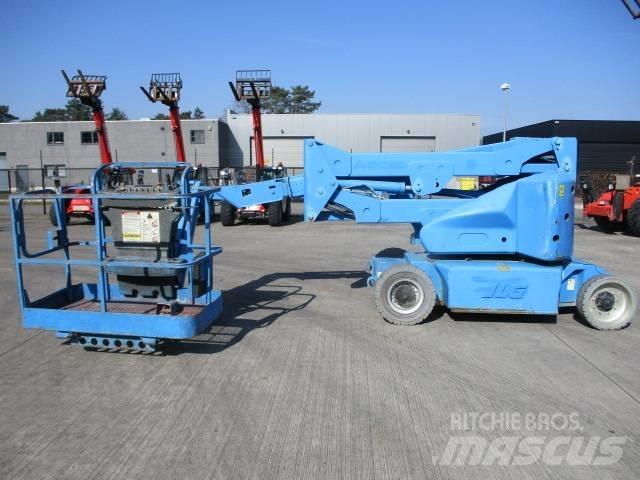 JLG E 400 AJPN (848) Съчленени стрелови подемници