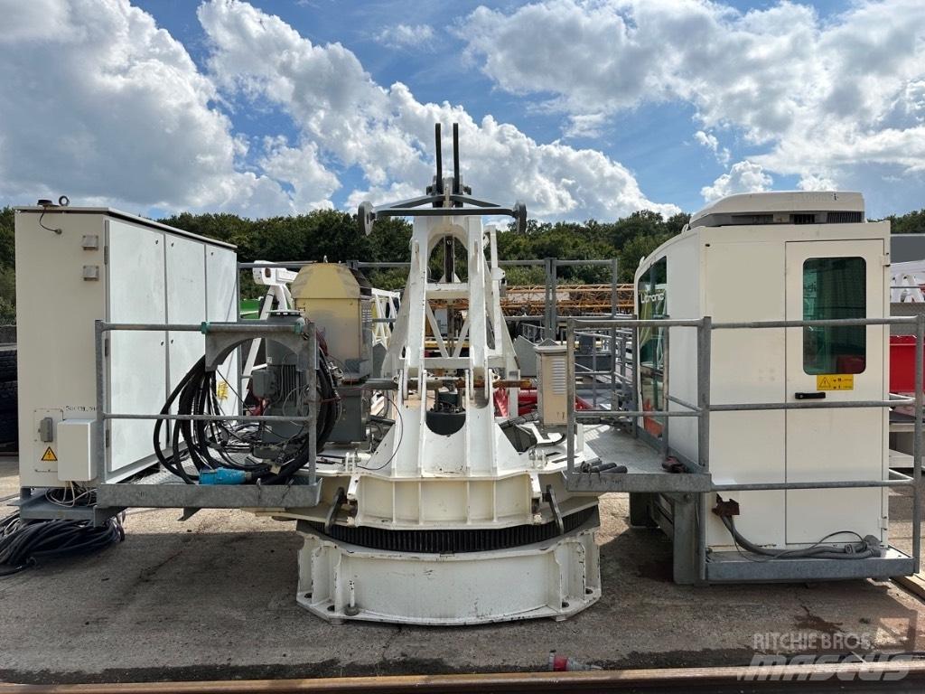Liebherr 150 ECB 8 Мачтови кранове