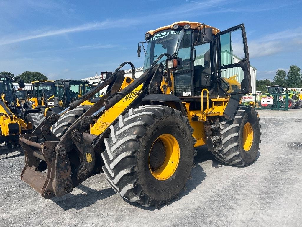 JCB 426 E Колесни товарачи
