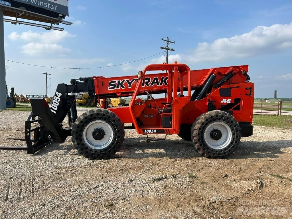 Skytrak 10054 Вилични кари-повдигачи - други