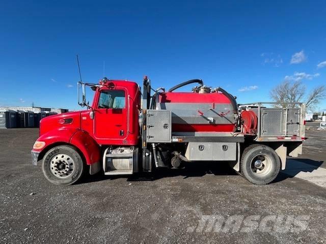 Peterbilt 337 Комби / вакуум камиони
