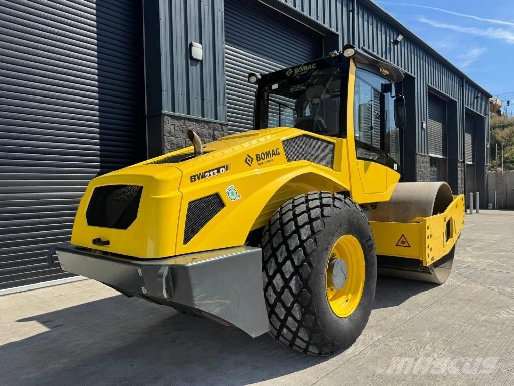 Bomag BW 213 D H-2 Еднобарабанни ролки
