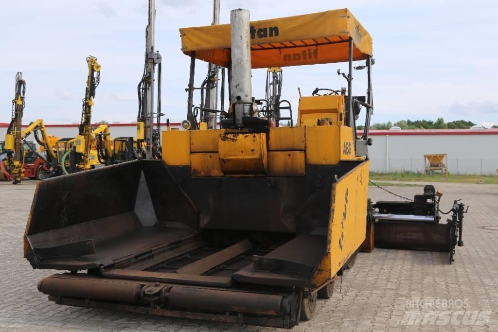 ABG Titan 455 Машини за асфалт