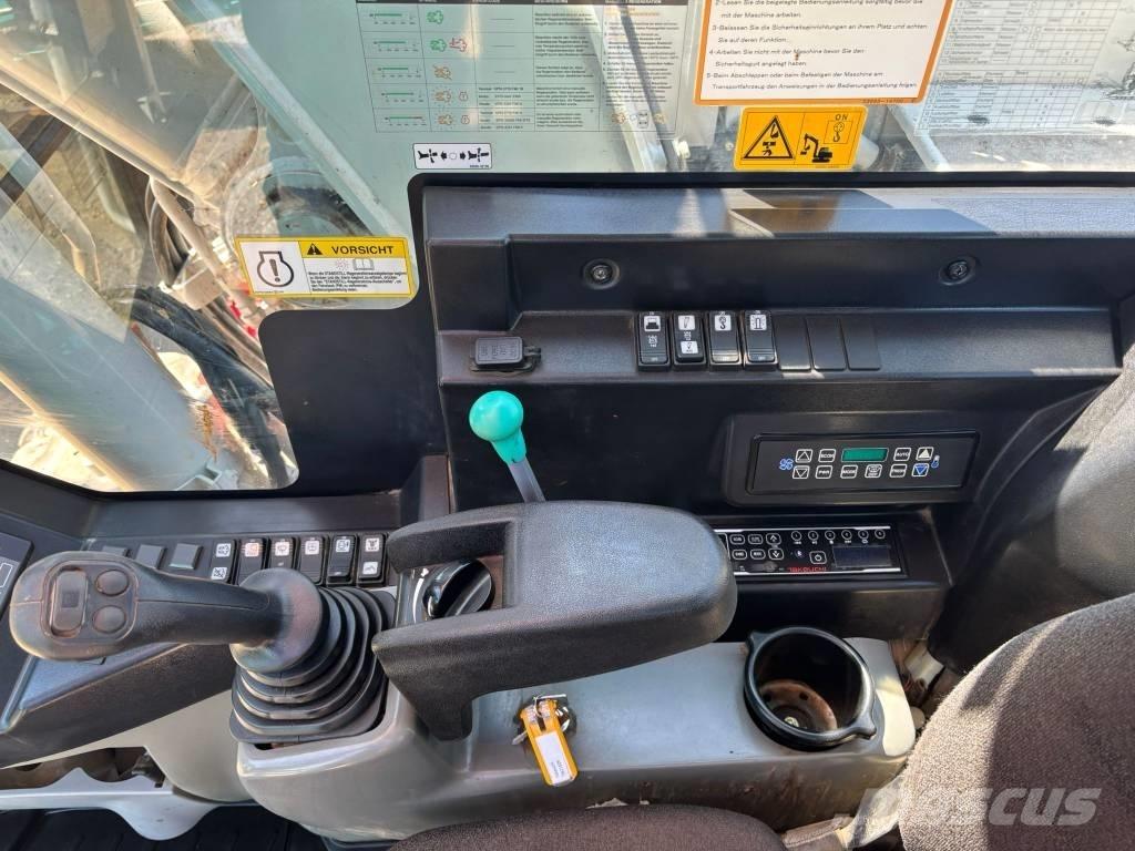 Takeuchi TB 2150 R Верижен екскаватор