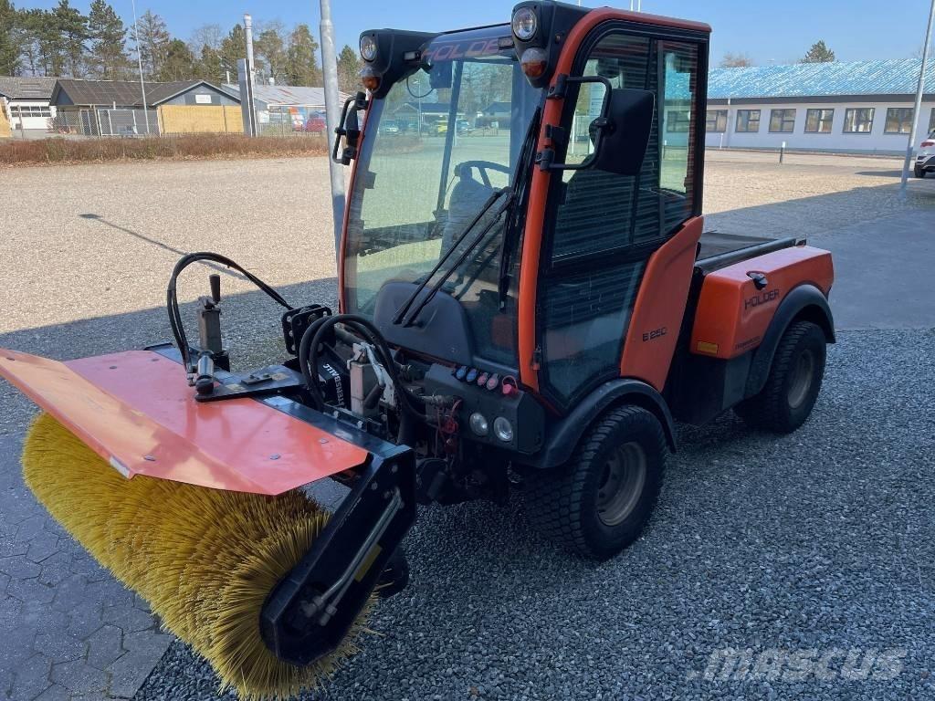 Holder B250 Компактни трактори