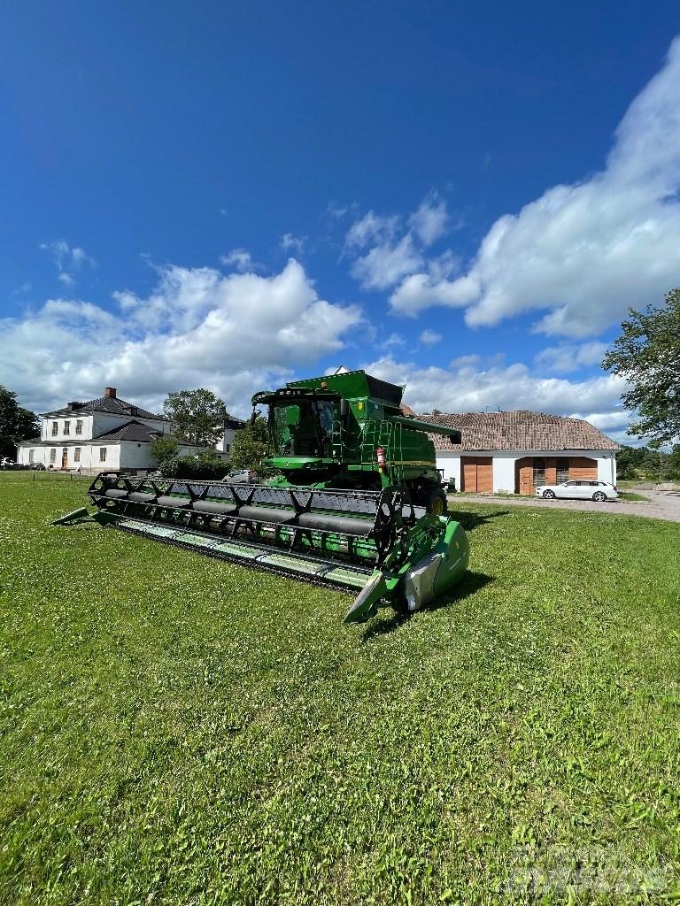 John Deere T 660 i Комбайни