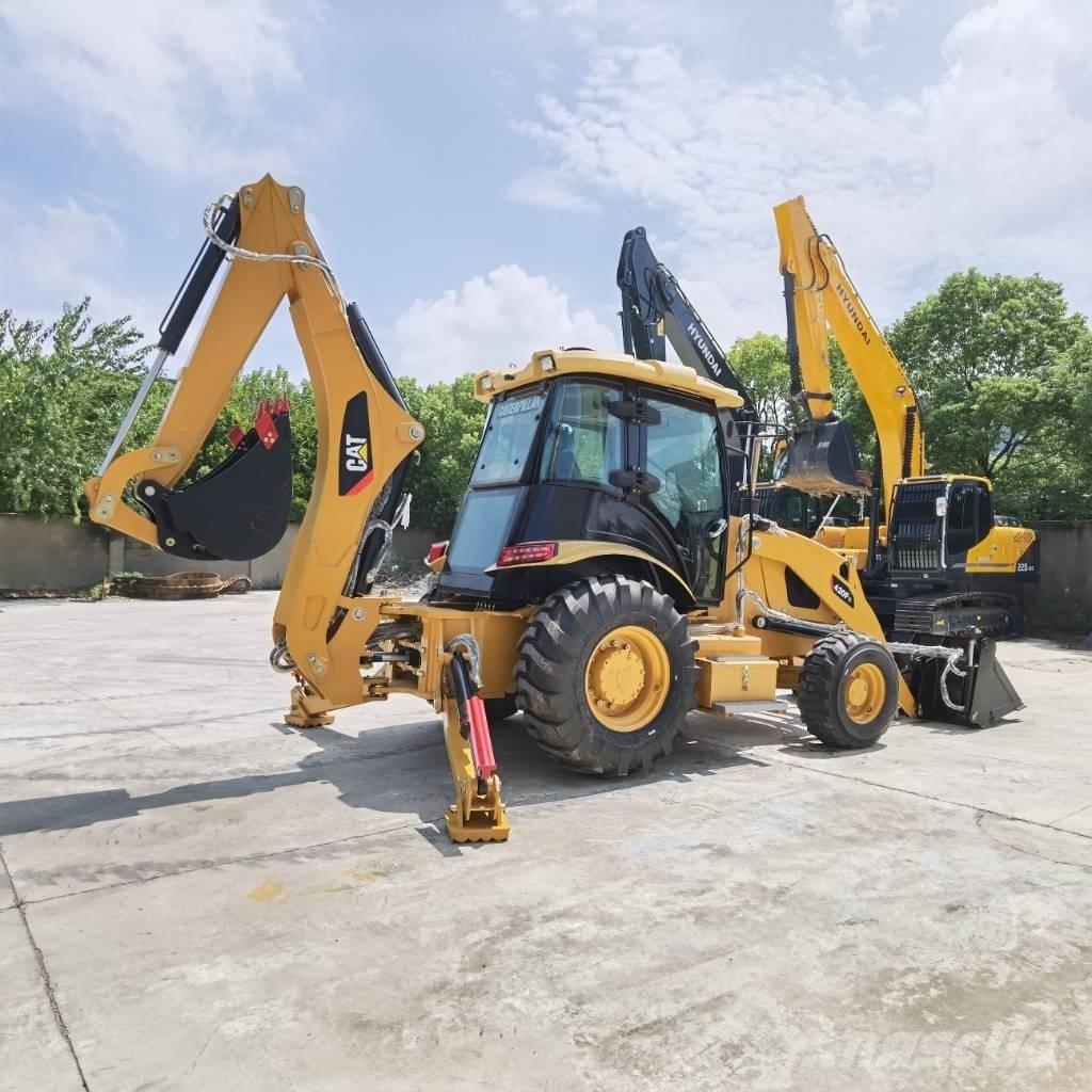 CAT 420 F Товарач със заден ексватор