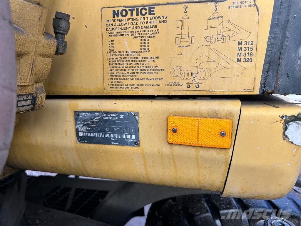 CAT M312 Колесни товарачи