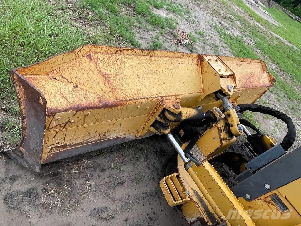 DEERE 450J LGP Верижни булдозери
