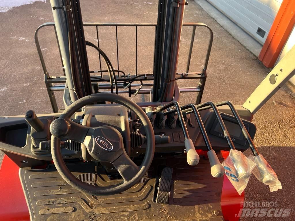 Heli CPCD40-YC4G3 Дизелови камиони