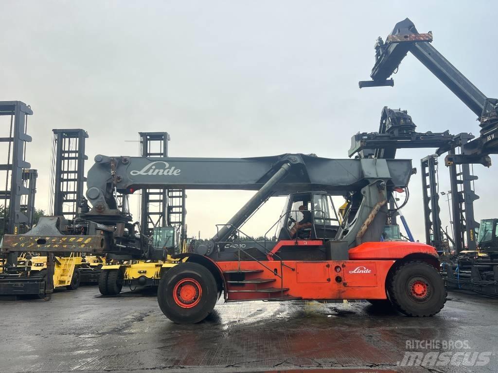 Linde C4230TL Кари повдигачи на контейнери