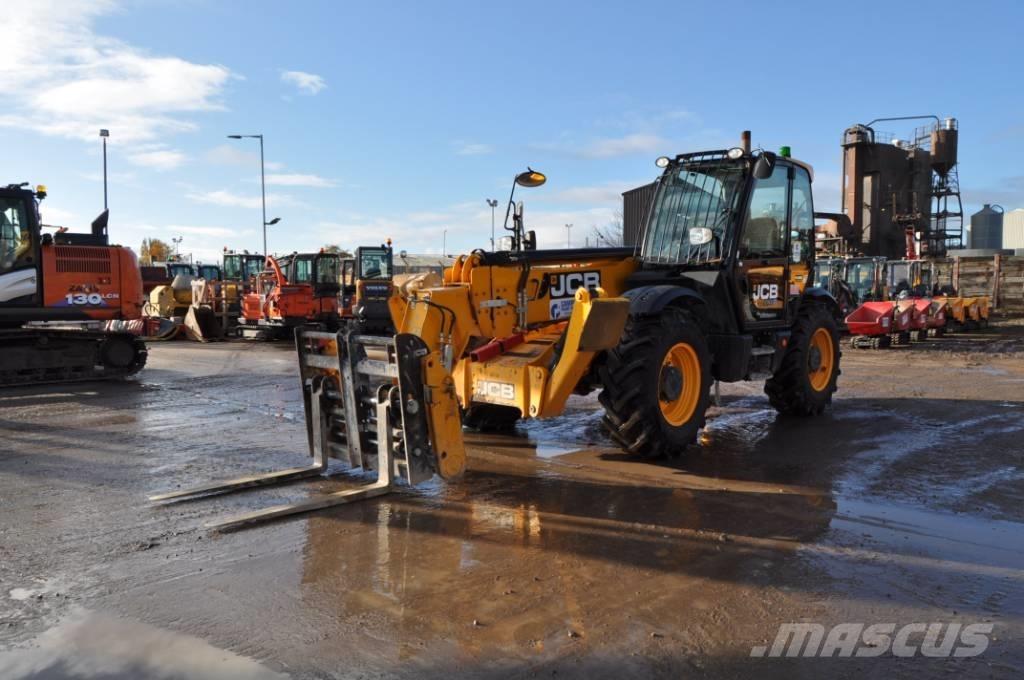 JCB 540-140 Телескопични товарачи