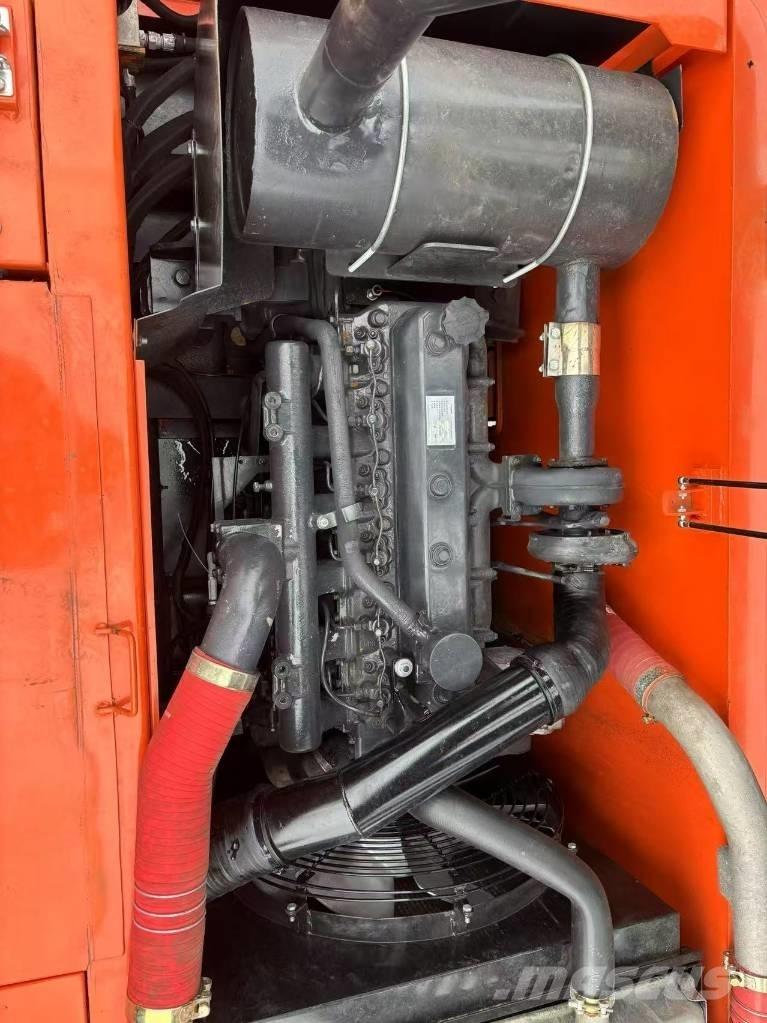 Doosan 225 LCA Верижен екскаватор
