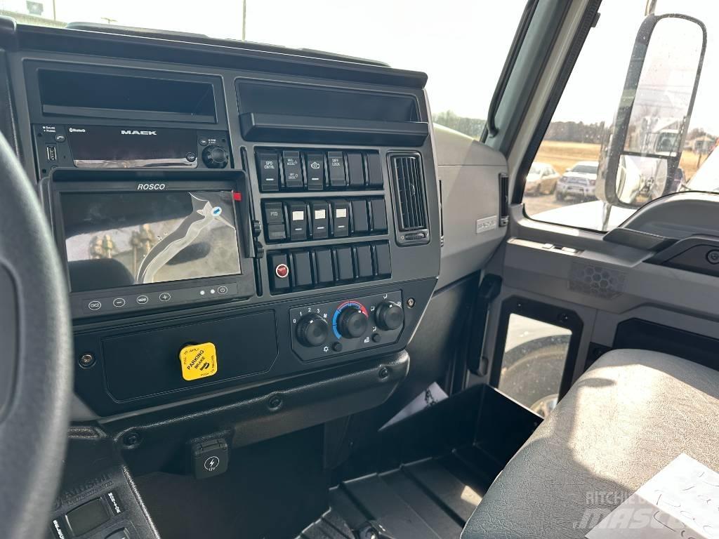 Mack MD7 Камиони за отпадъци